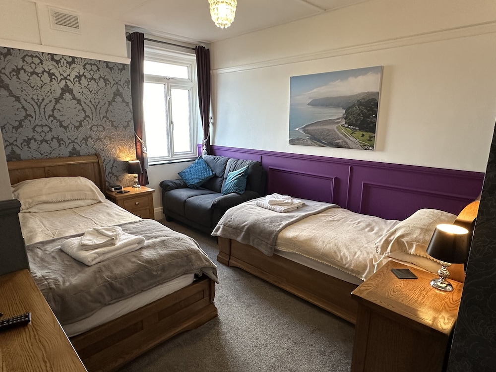 The North Cliff Hotel 13/50