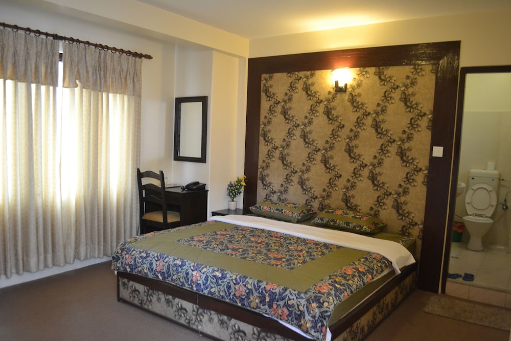 HOTEL NORTHFIELD 30/45