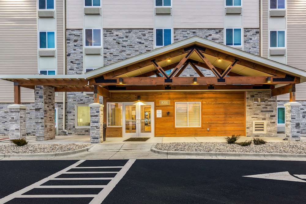 WoodSpring Suites Colton in COLTON - CA