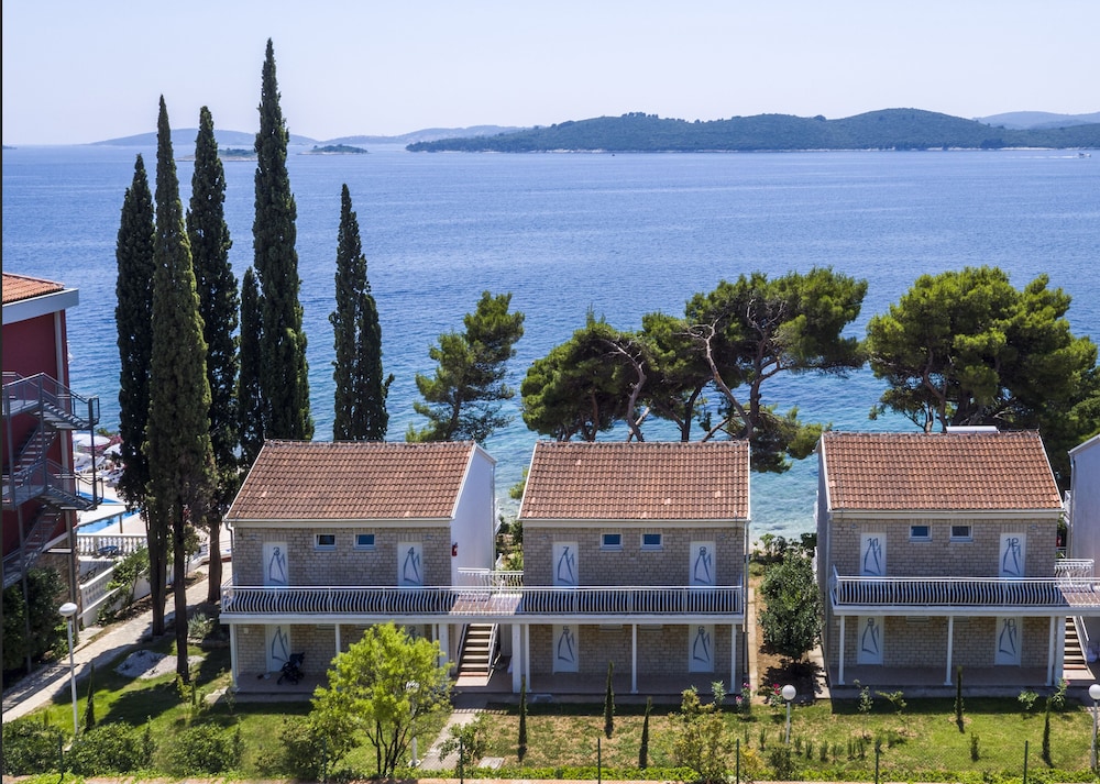 Bellevue Maradiso Village by Aminess in OREBIC