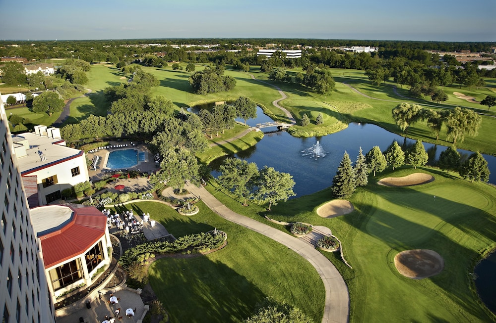 Hilton Chicago/Oak Brook Hills Resort & Conference Center 28/69