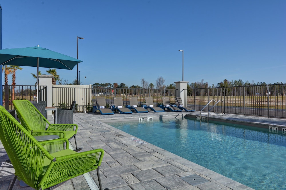 Hampton Inn And Suites Middleburg 3/49