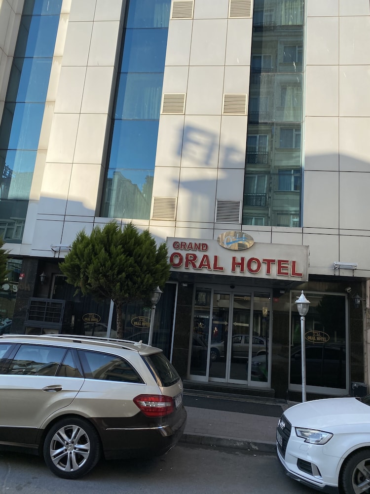 GRAND ORAL HOTEL 36/50