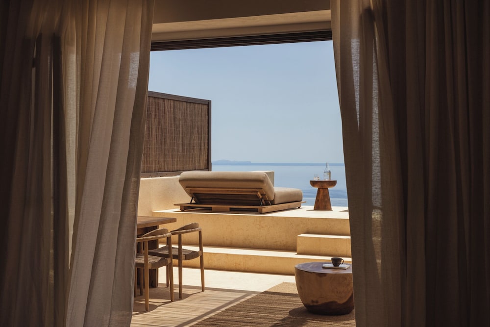 Gundari Folegandros 18/50