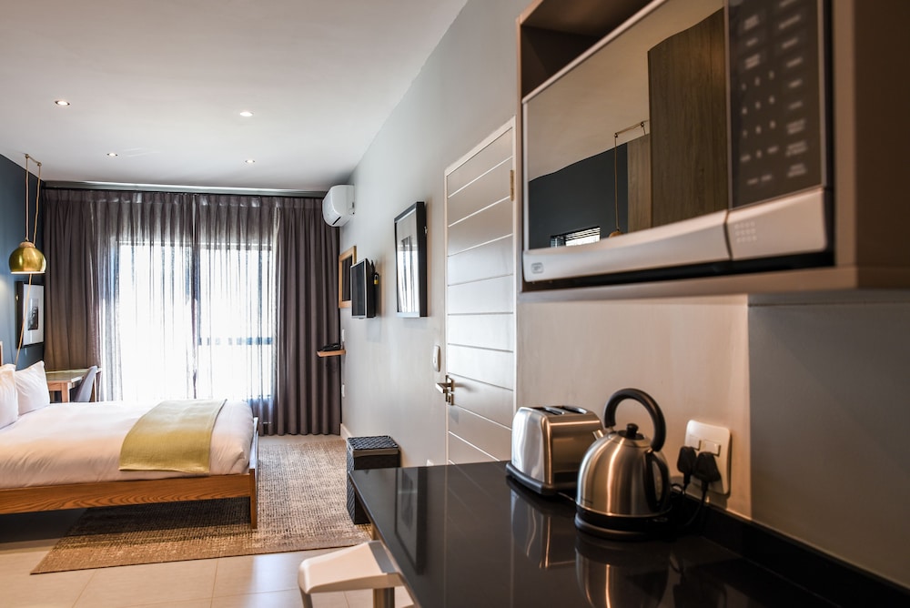 The Residency Sandhurst 46/60