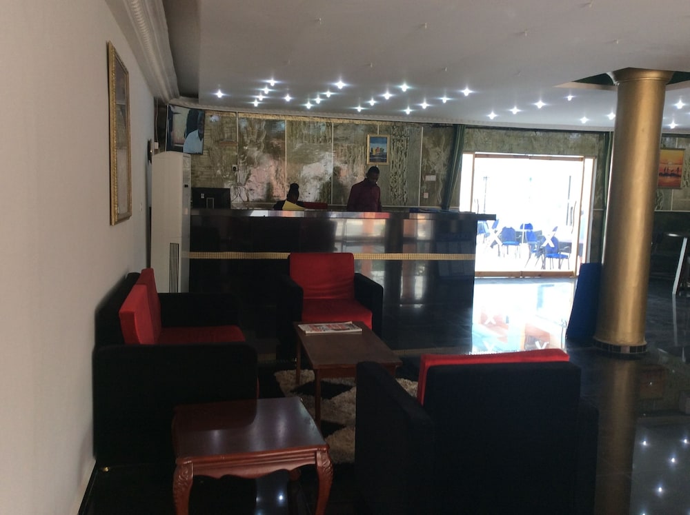 Mansea Beach Hotel 52/65