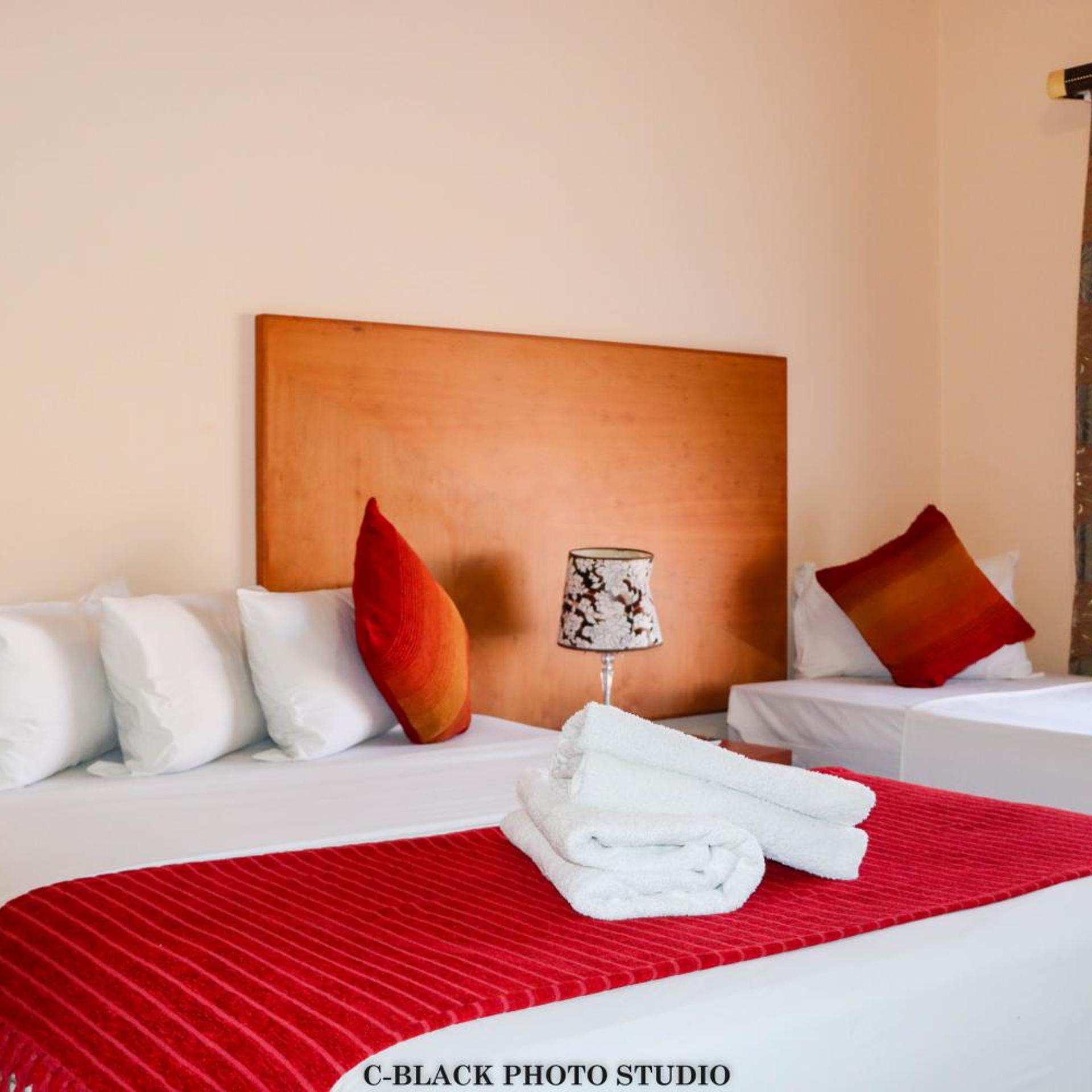 Meet Mekaar Resorts - Nquthu Hotel 3/34
