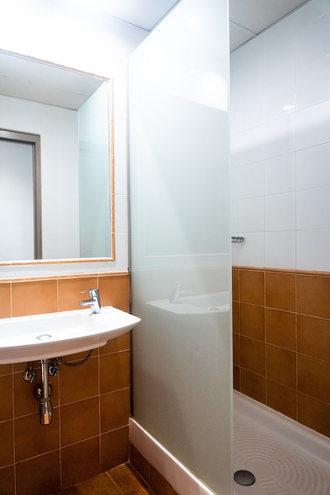HOSTAL PERSAL 32/34