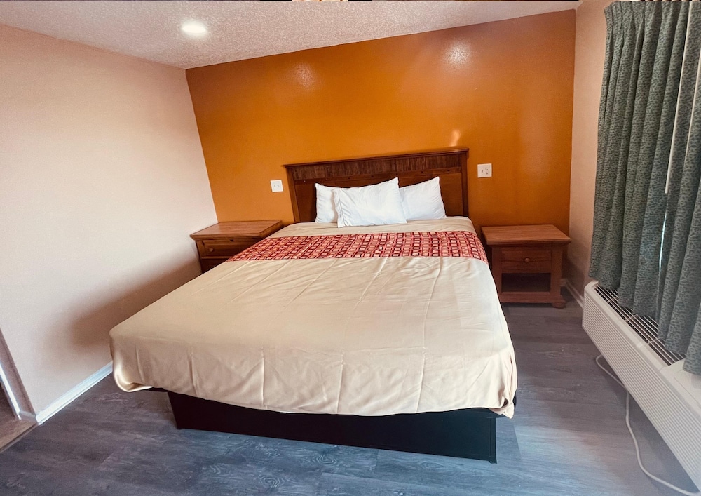 Regency Inn 20/38