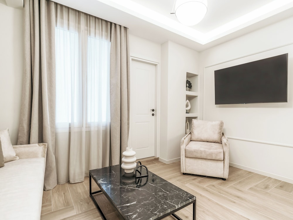 Astikon Xenofontos Suites 39/50