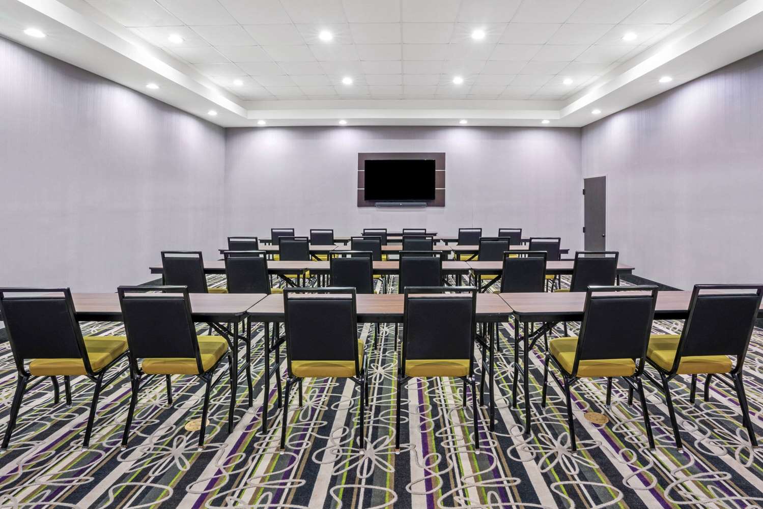 La Quinta Inn & Suites by Wyndham College Station South 49/64