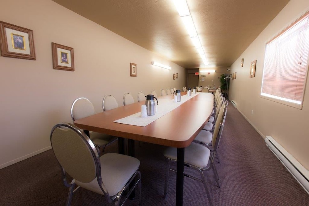 Travelodge by Wyndham Drummondville 42/50