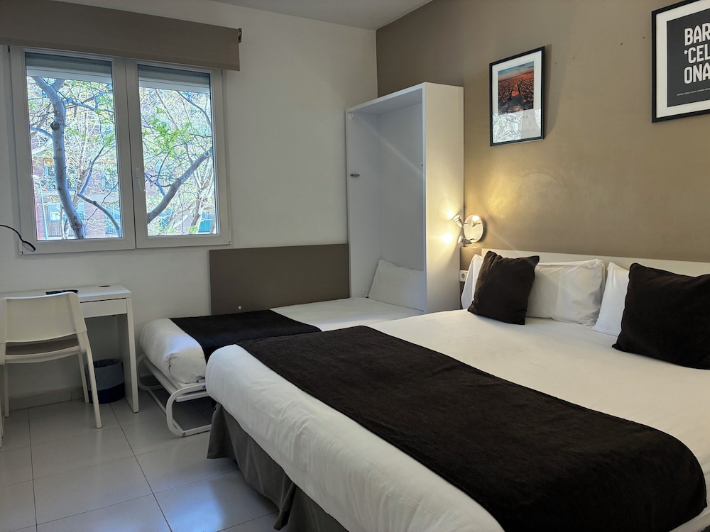 Travessera Hotel 15/83