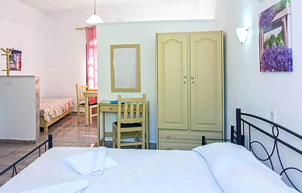 1 BEDROOM, APARTMENT