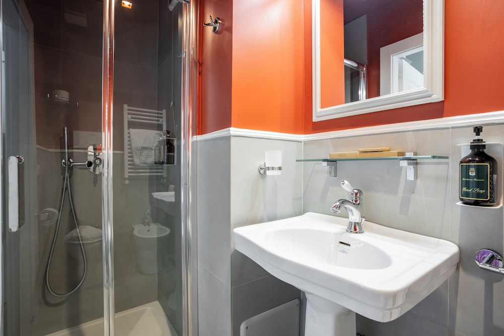 Hotel Donna Francesca 34/43