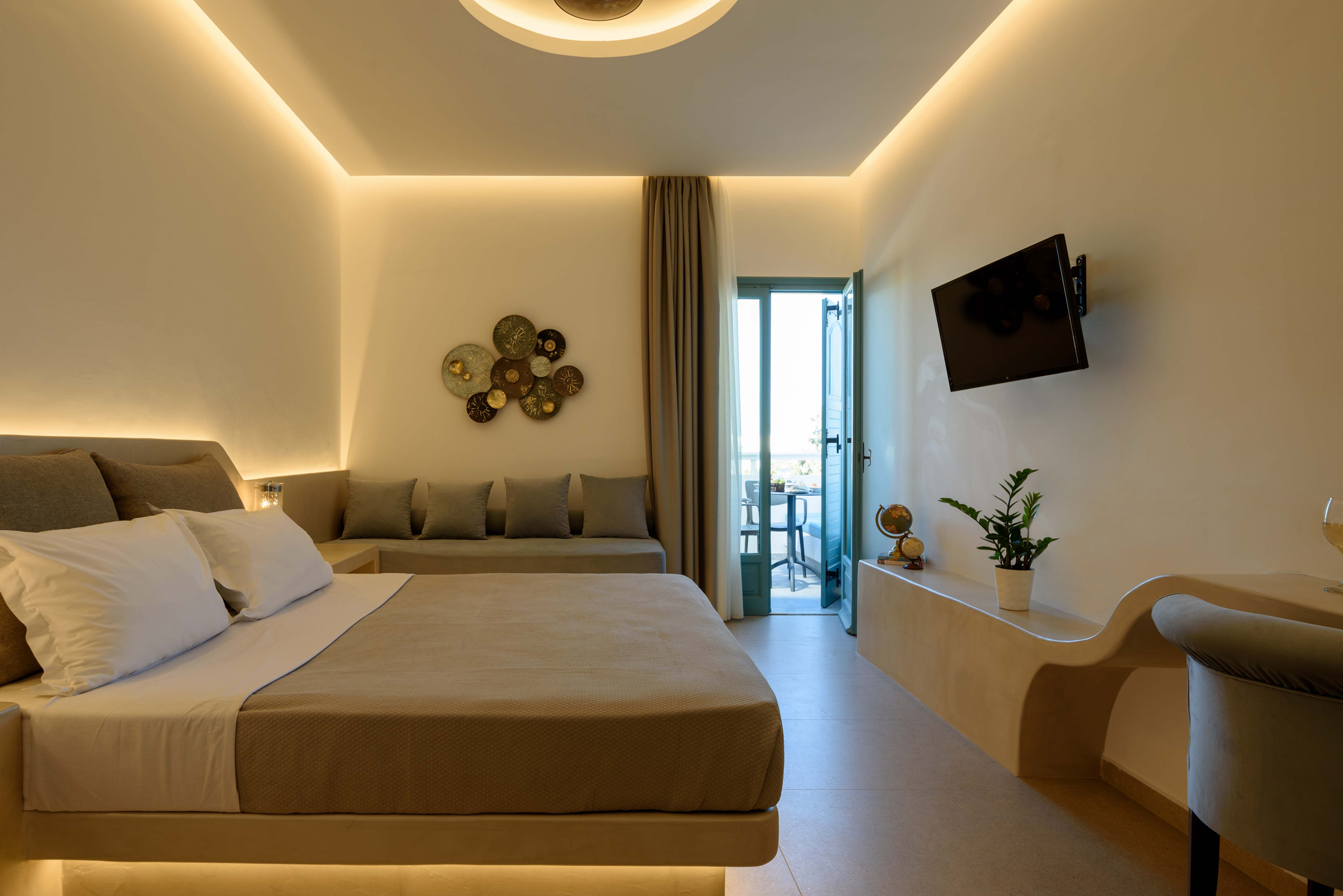 DOUBLE ROOM SUPERIOR