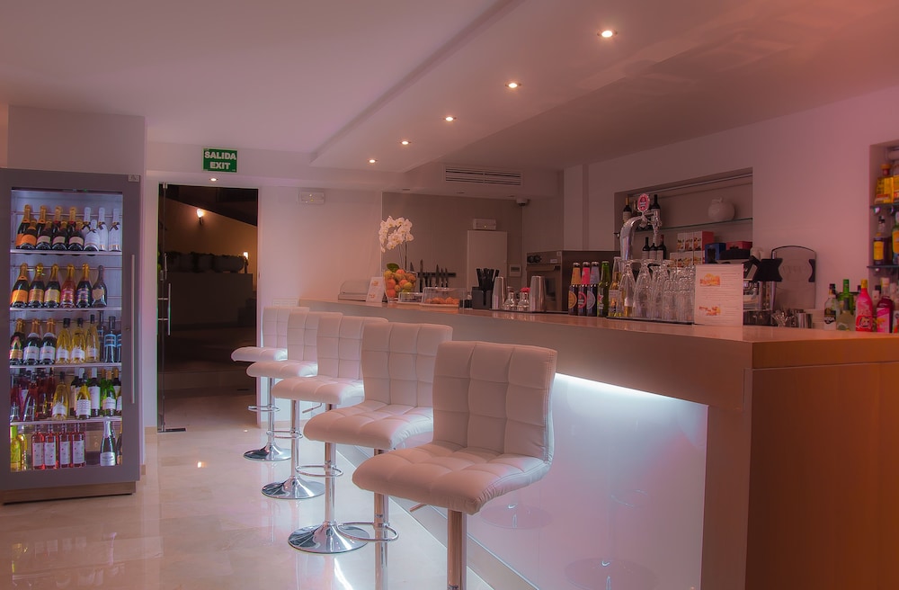 Aparthotel Ola Blanca 35/50