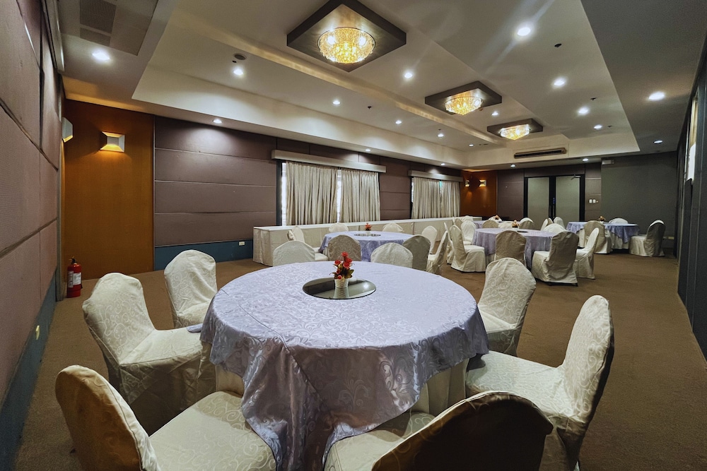 Laguna Technopark Hotel 30/49