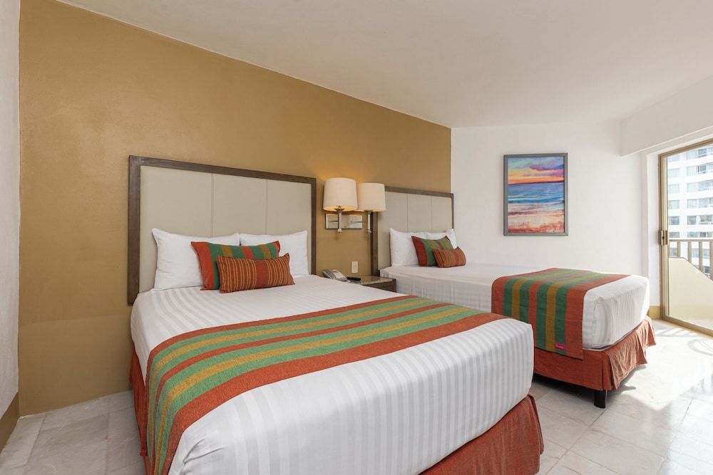 Tesoro Ixtapa 18/54