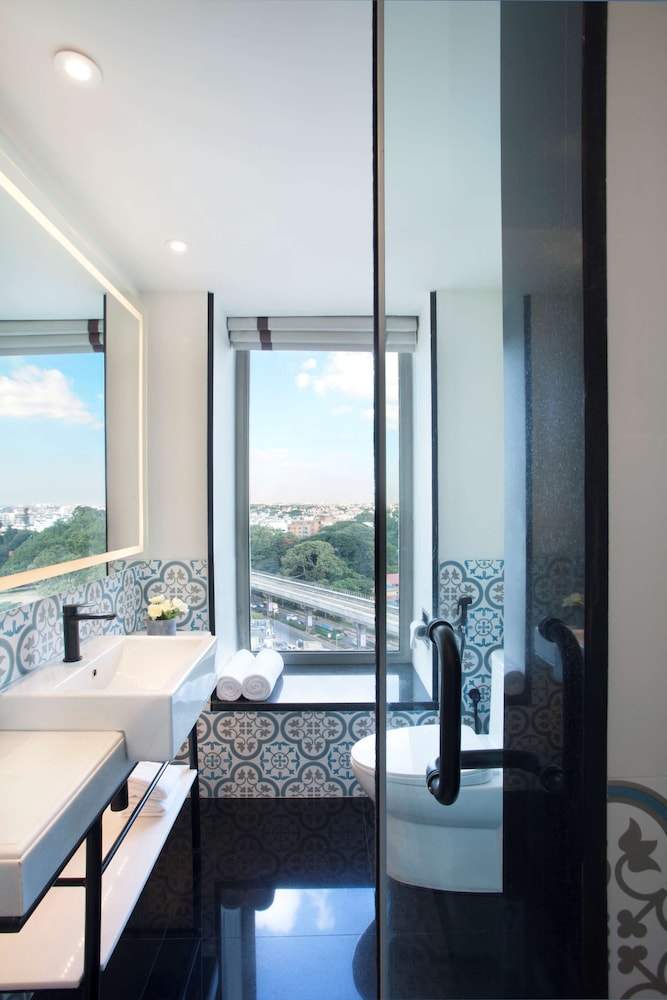 Hyatt Centric Mg Road Bangalore 21/72