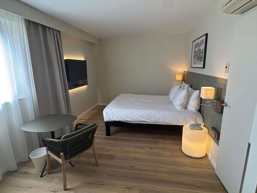 غرفة سوبيريور عائلية بسرير مزدوج مع أريكة، Ibis Styles Tours Centre 5/10