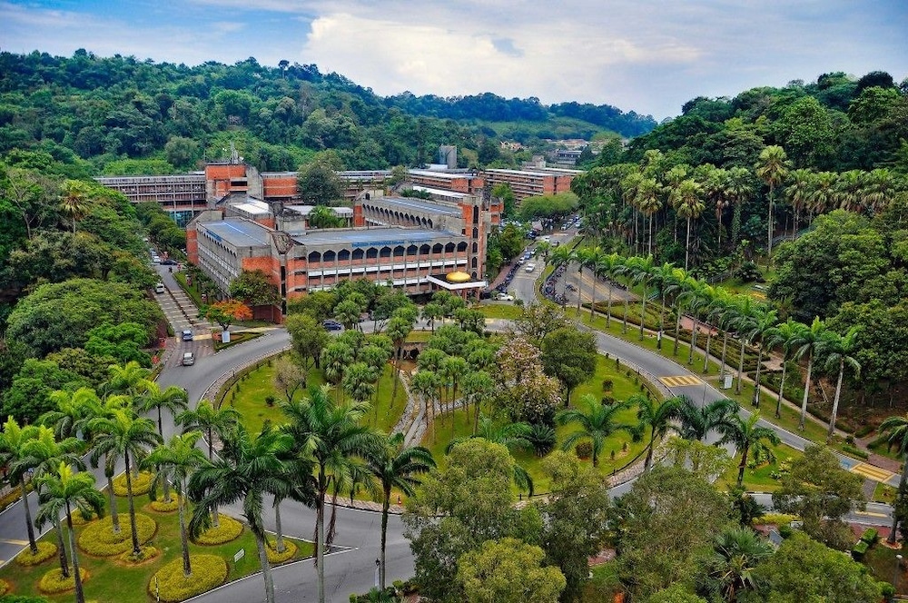 D Gateway Perdana Hotel 32/34