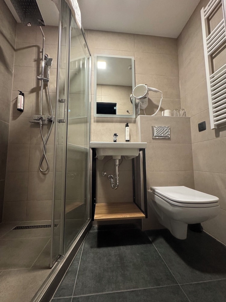 CITY PARTNER HOTEL SZIESZTA 24/24