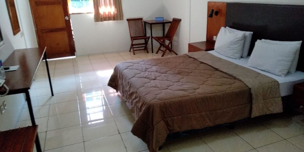Hotel Augusta Lembang 5/20