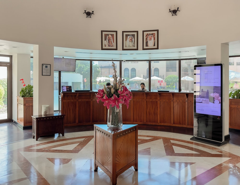 Novotel Al Dana Resort 11/75