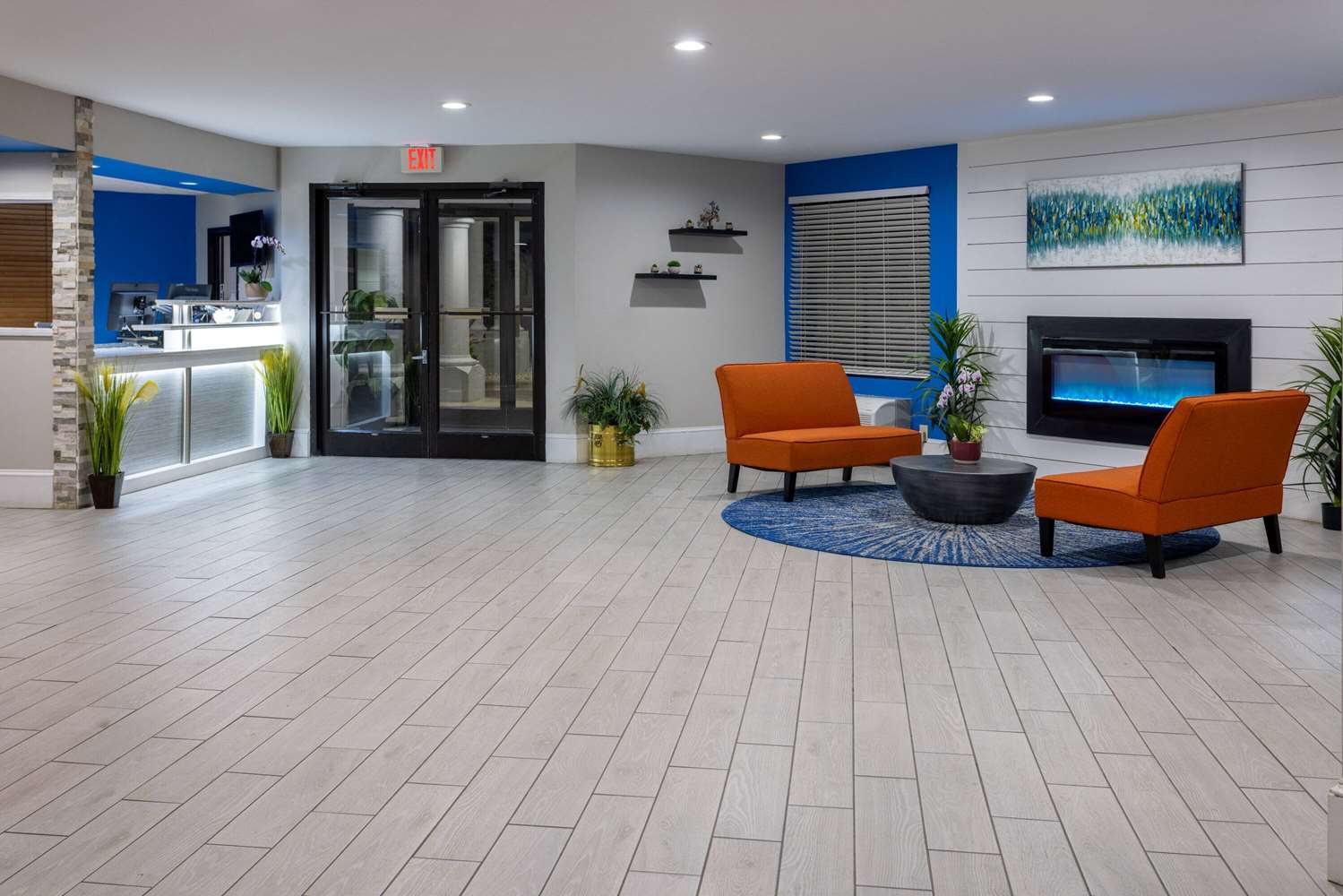 Days Inn by Wyndham Louisburg 25/44