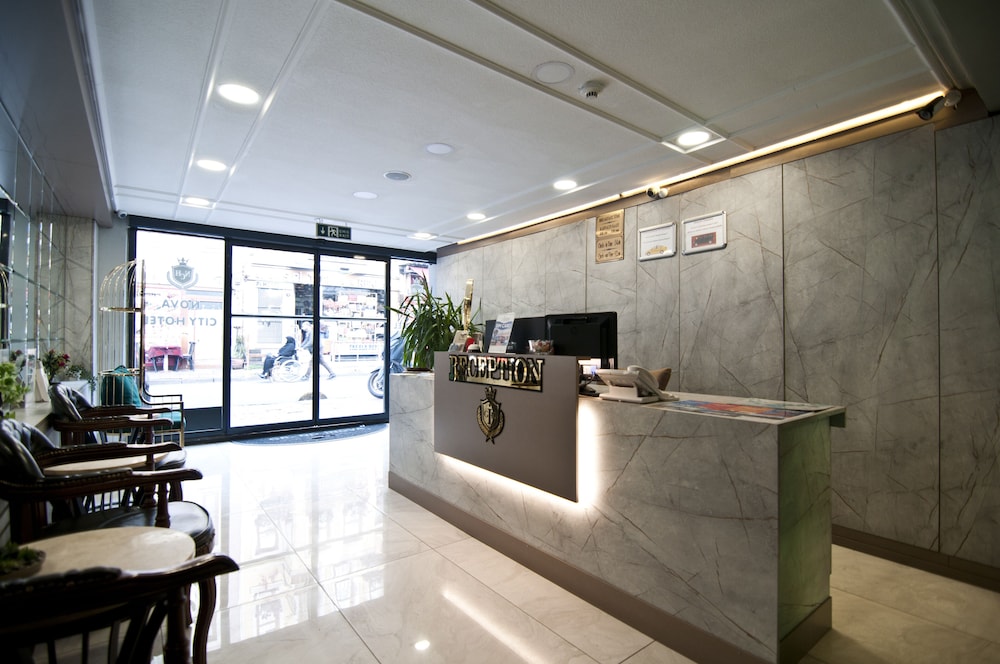 Nova City Hotel 19/85