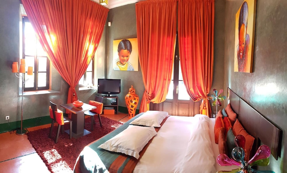Villa Mano 7/50