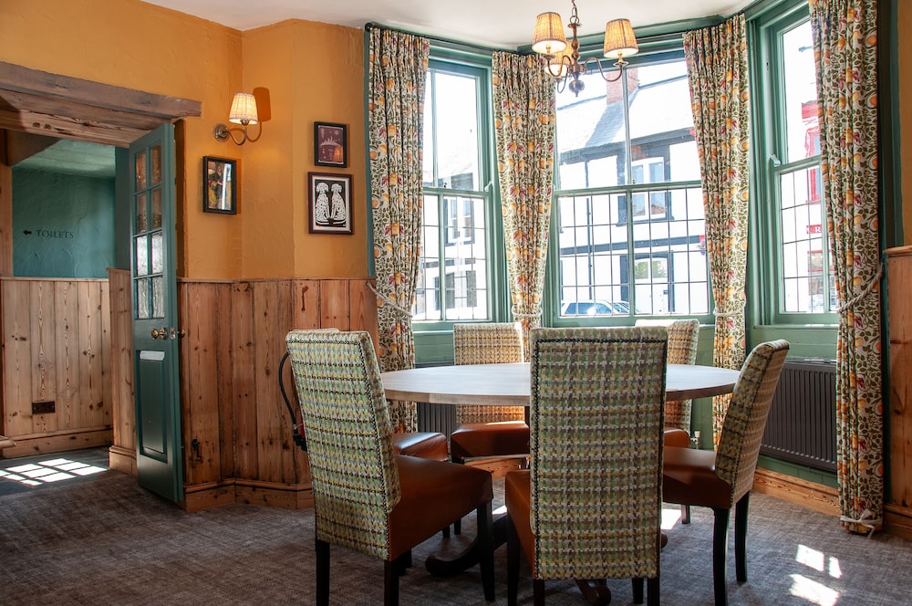 The George Inn 26/49