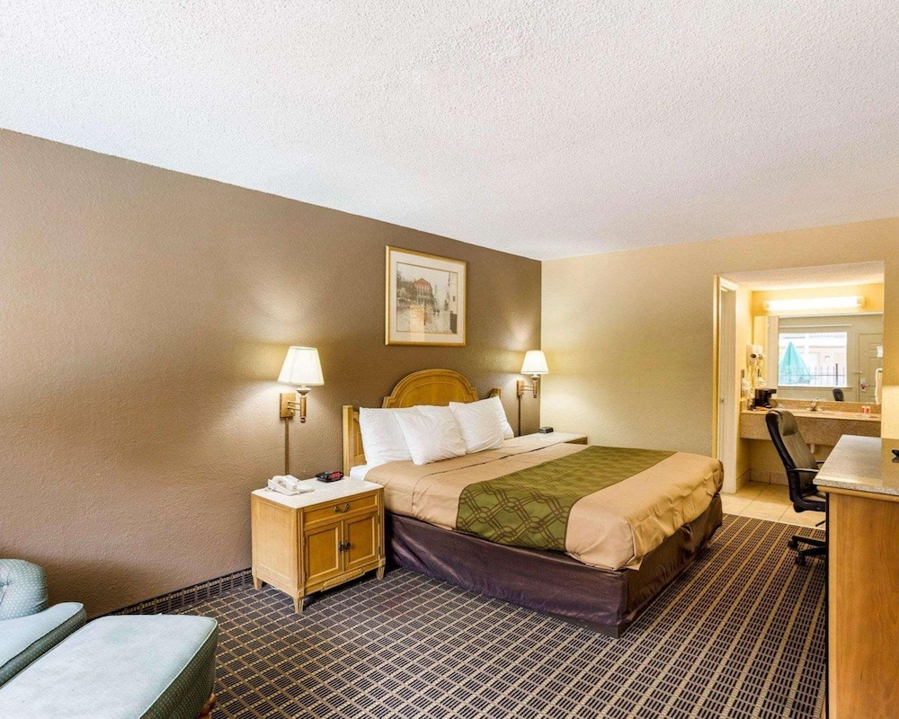 Red Roof Inn Kenner - New Orleans Airport NE 10/29