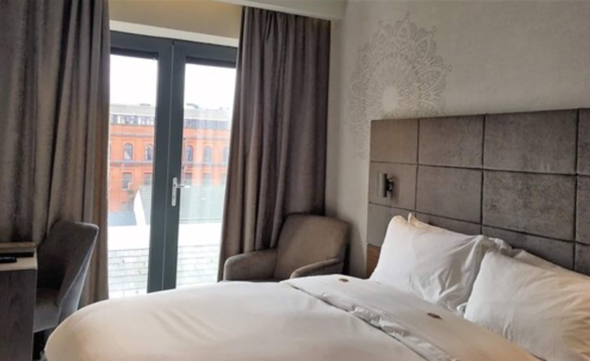 STANDARD, DOUBLE BED