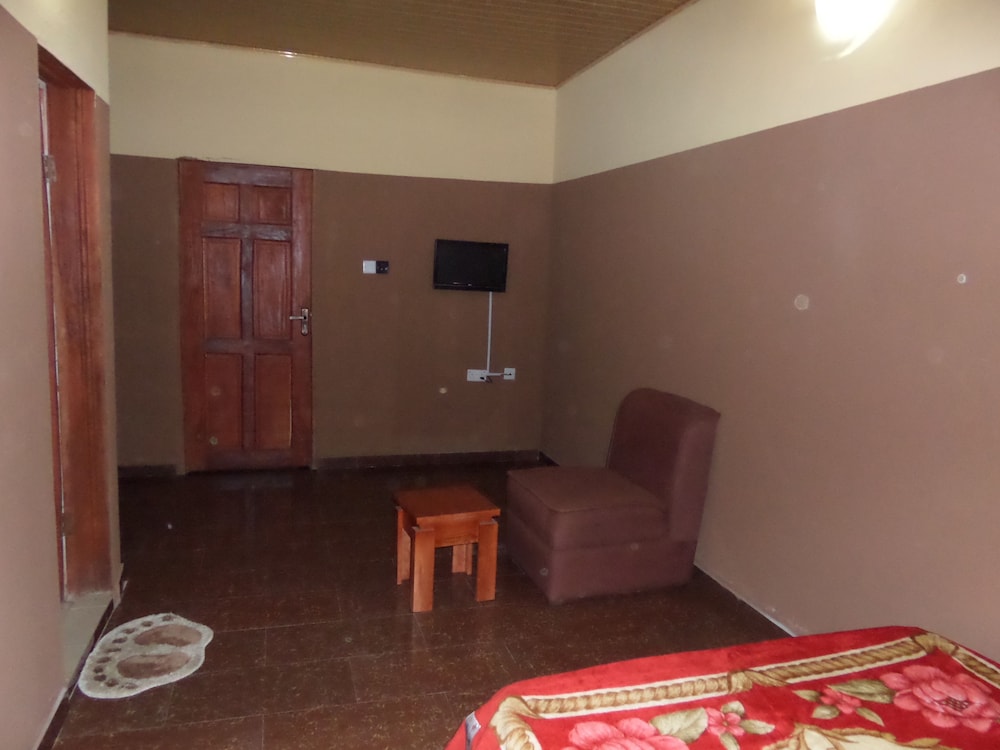 Tajmahal Hotels Annex 9/12