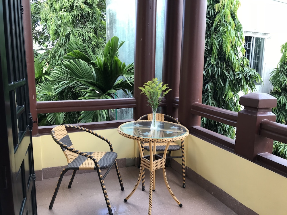 Spring Garden Villa 65/79