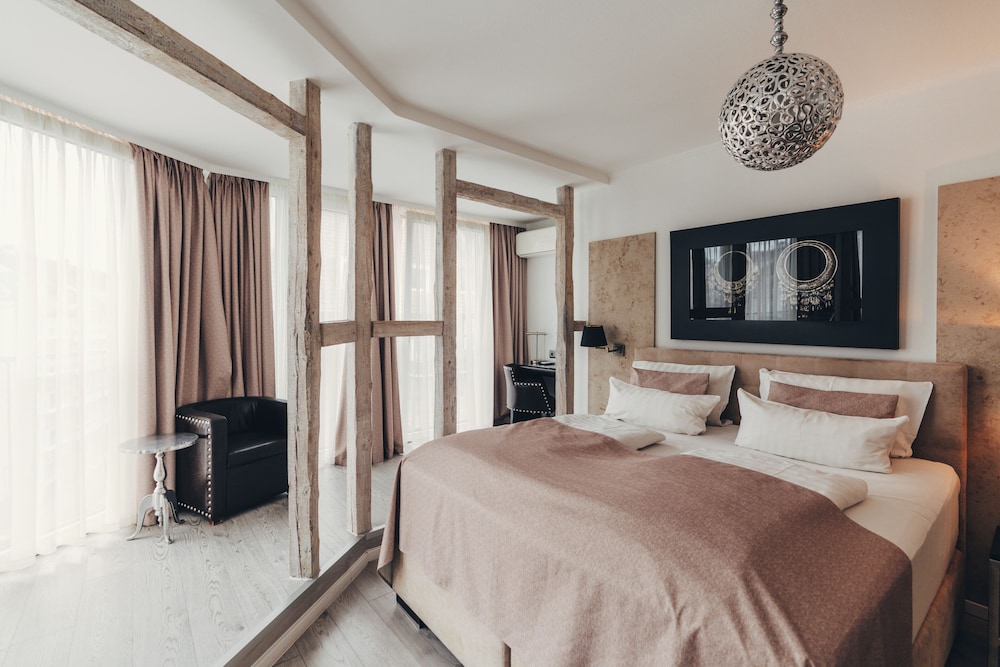 Boutique hotel Dusseldorf Berial 13/37