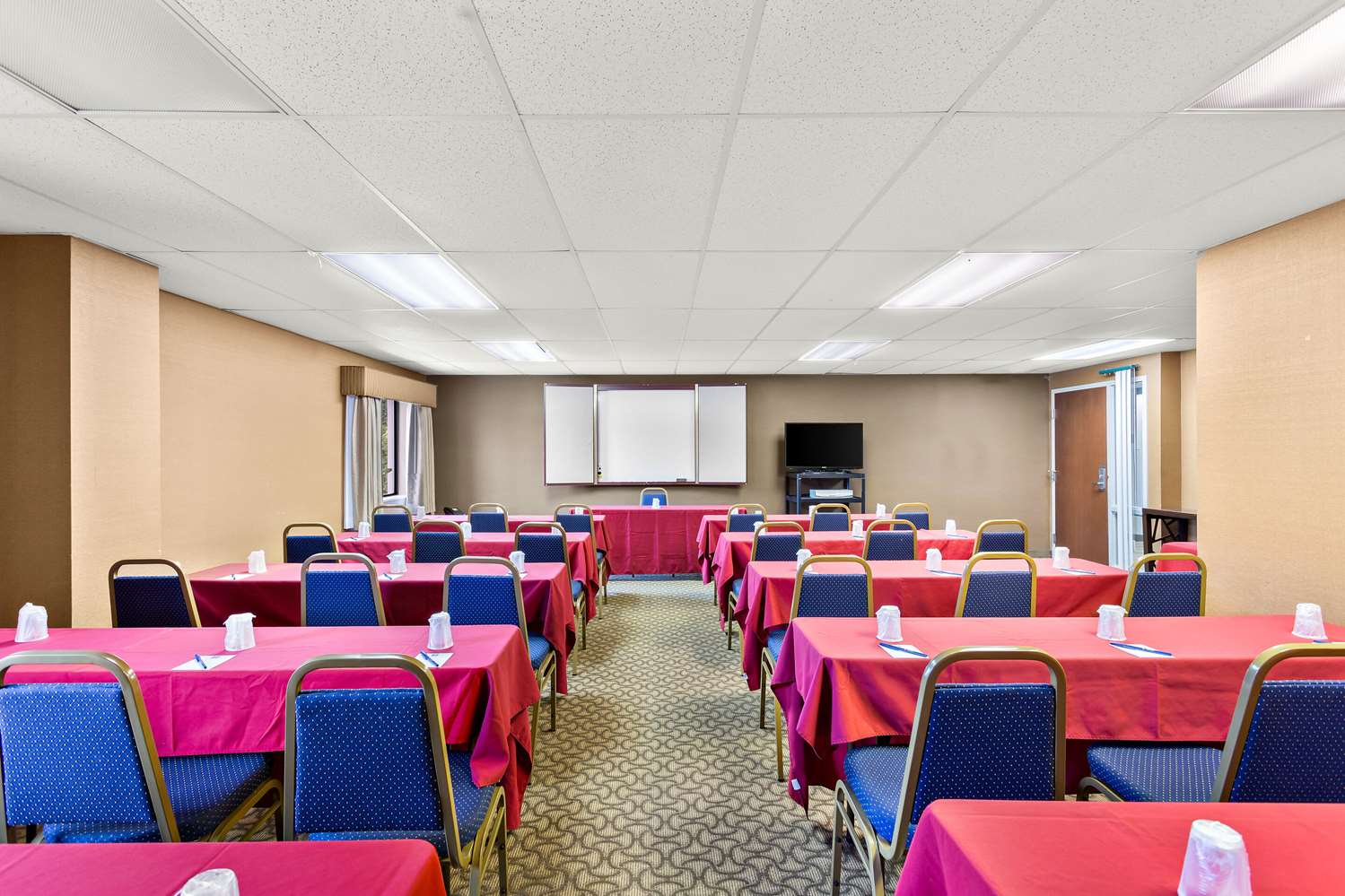 Comfort Inn White River Junction 25/36