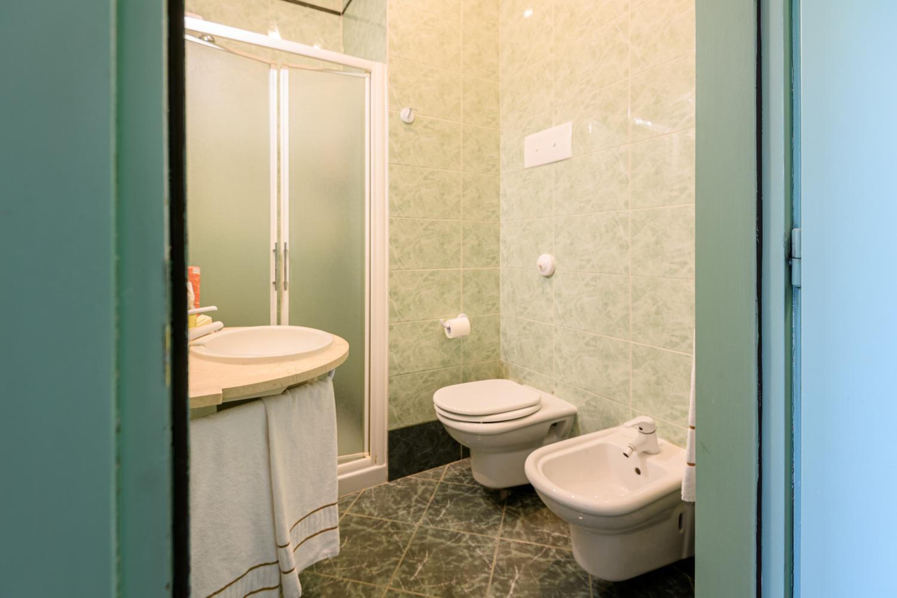 HOTEL VILLA KINZICA 51/53