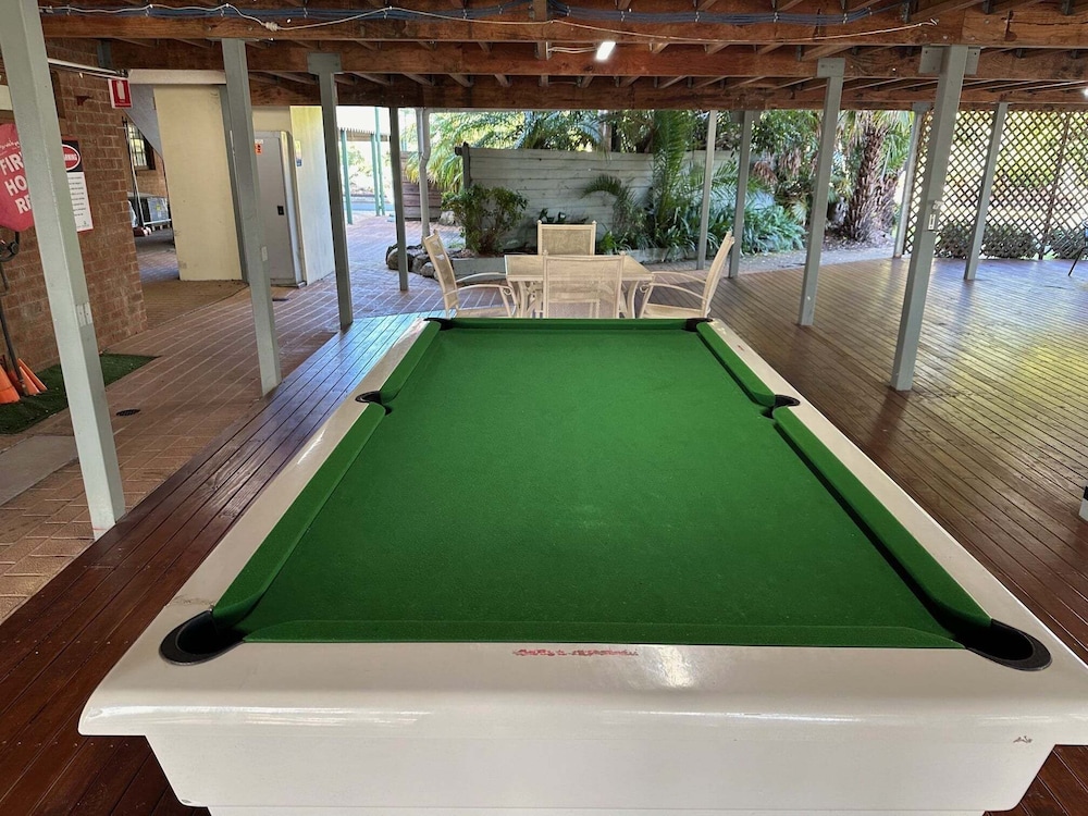 Coachhouse Marina Resort 26/50