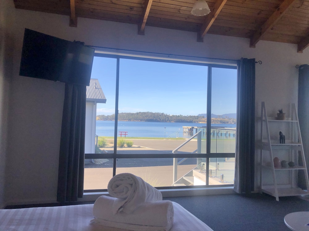 Eastcoaster Tasmania 25/75