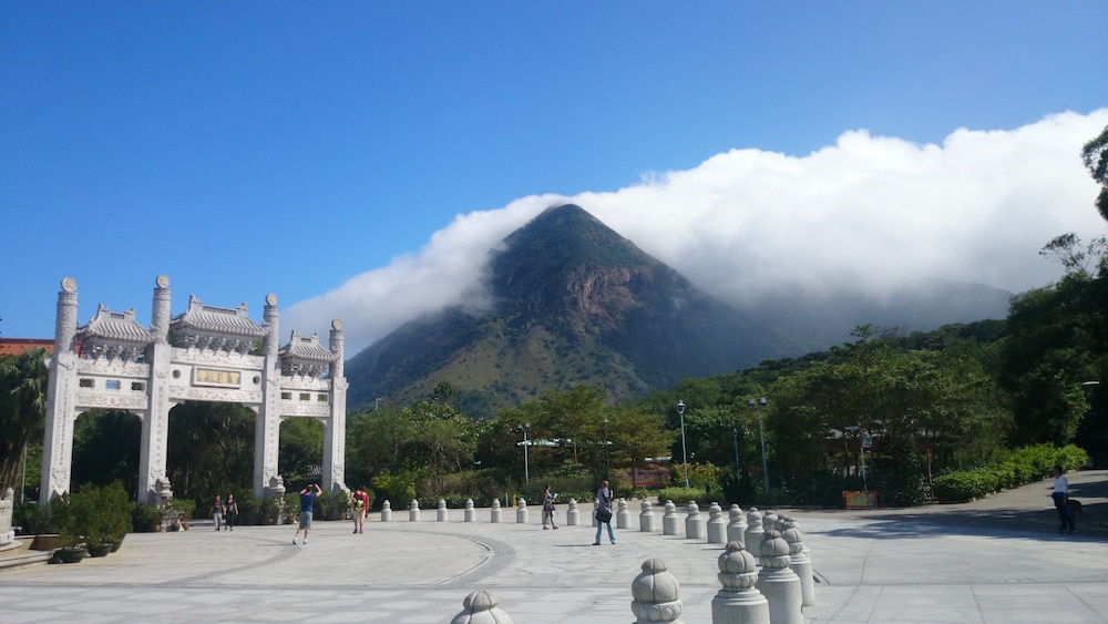 YHA Ngong Ping SG Davis Youth Hostel (Lantau Island) 41/50