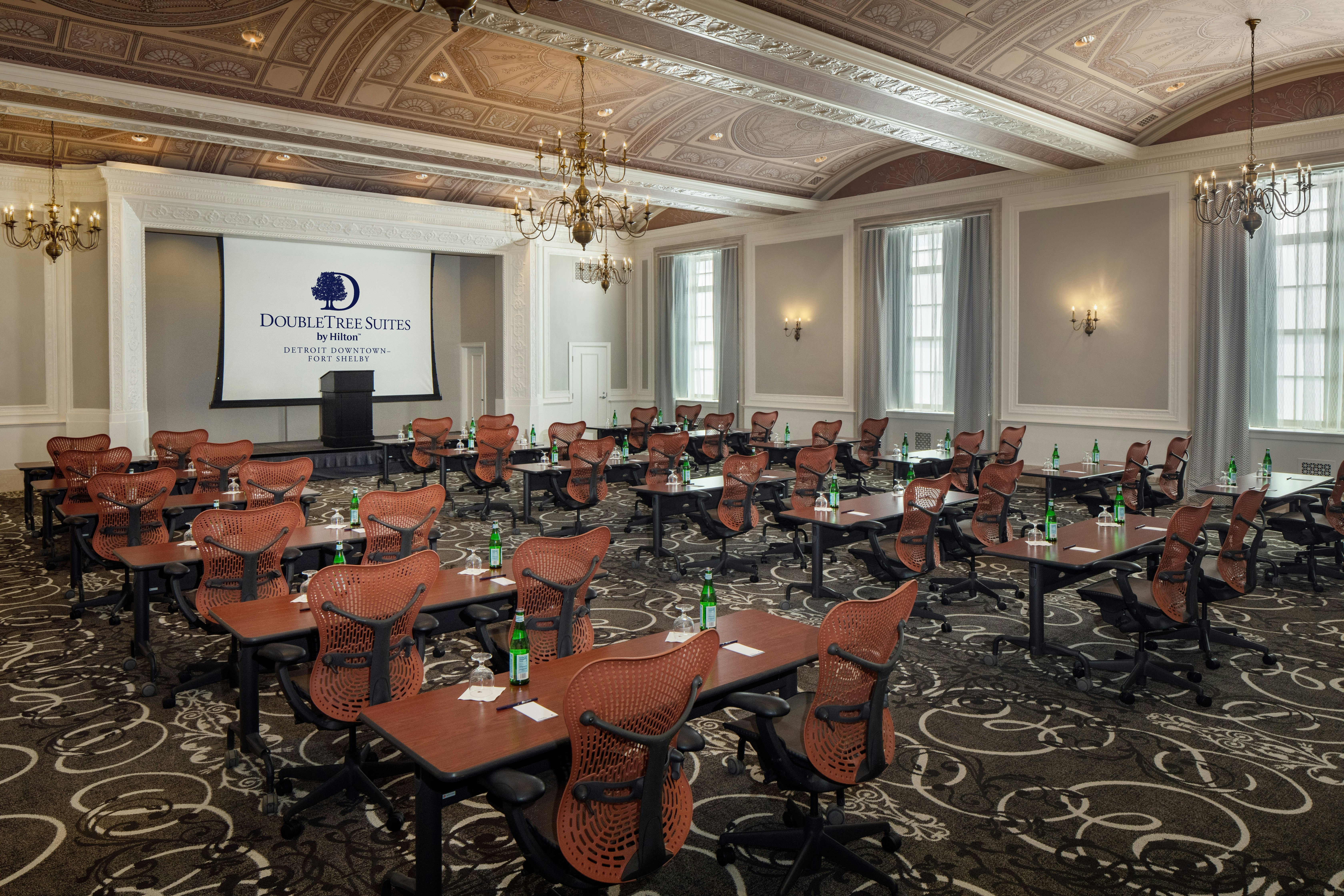 DoubleTree Suites by Hilton Detroit Downtown - Fort Shelby 48/59