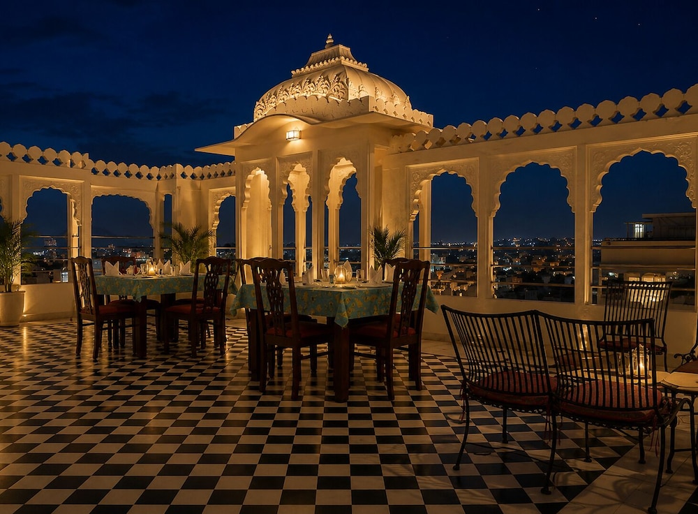 Hotel Amar Kothi 41/46