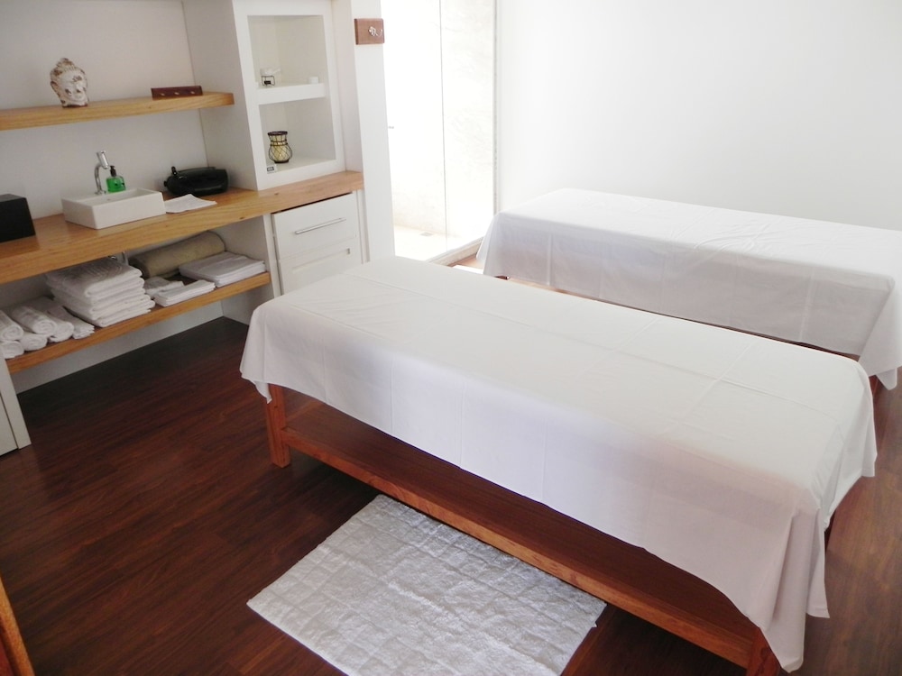 Hotel Green Village 20/70