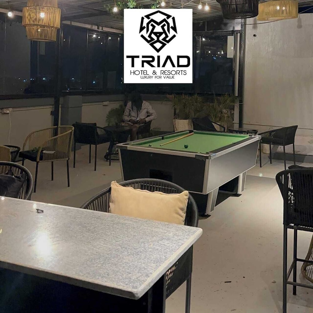Triad Apartment 15/17