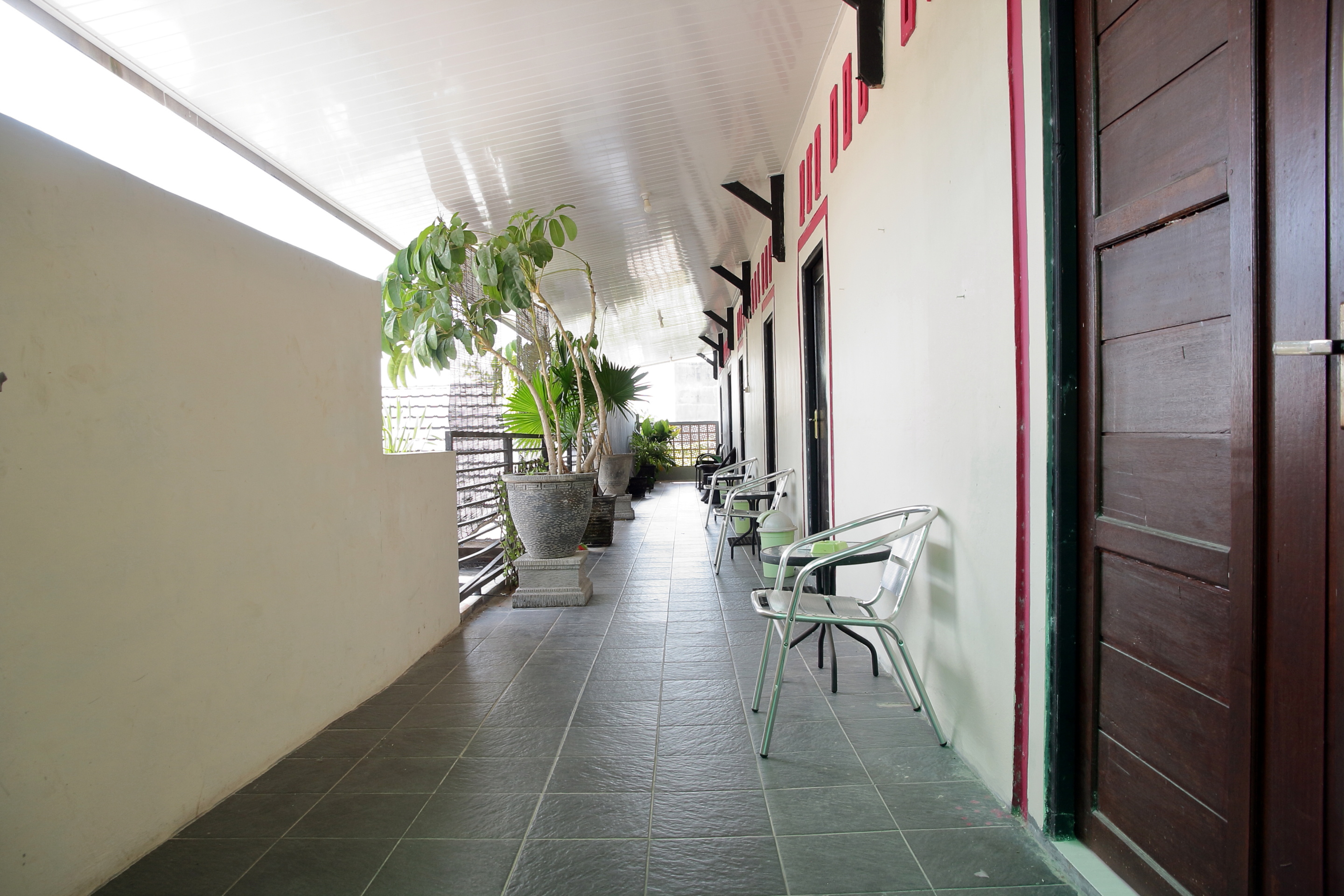 OYO 933 Wisma Malawen 17/33