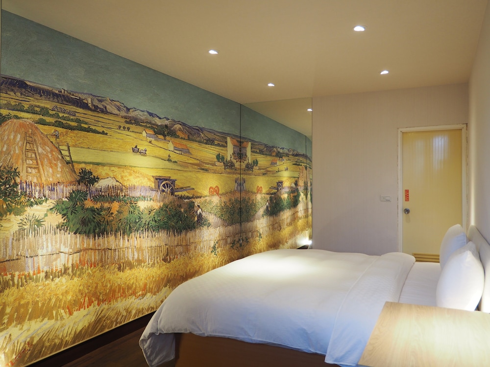 Day-Chen Hotel 39/47