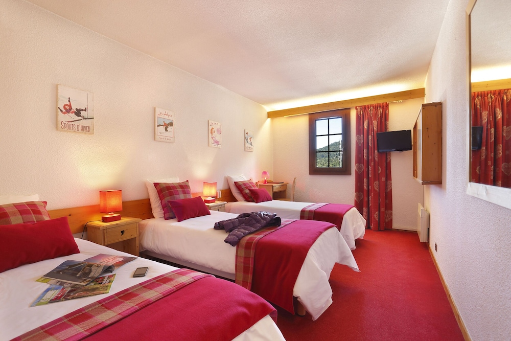 Hotel du Bourg 15/50